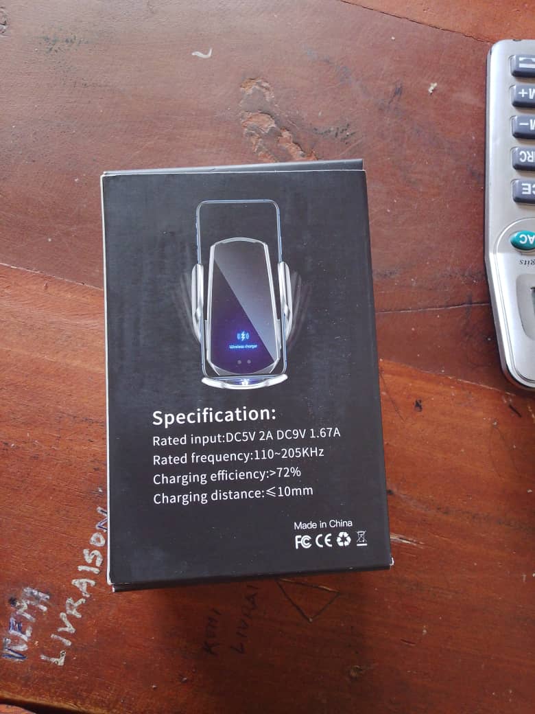 🚗 Support Intelligent de Téléphone pour Voiture – Chargement Sans Fil