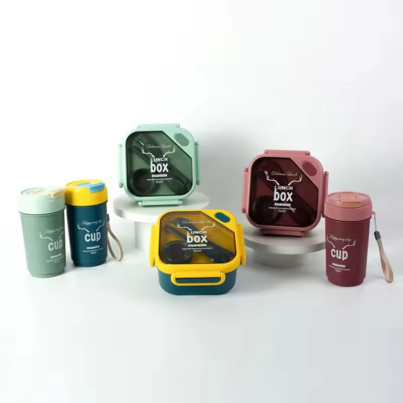 🎒 Boîte à Déjeuner + Bouteille Premium – Édition Rentrée Scolaire 2025-2026